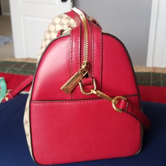 Michael kors handbag - Picture 4 of 6